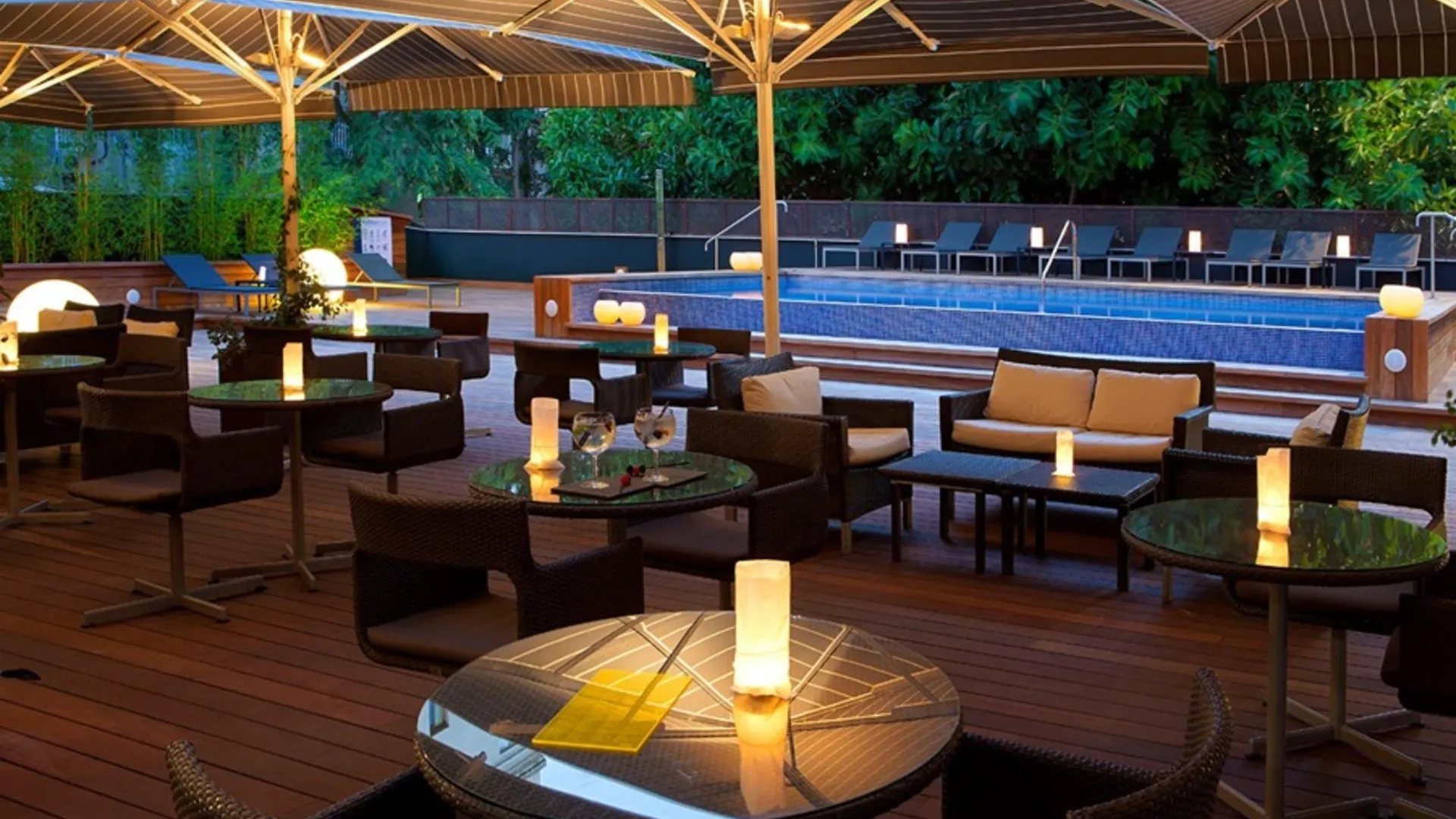 H10 Itaca Hotel Barcelona 4*,